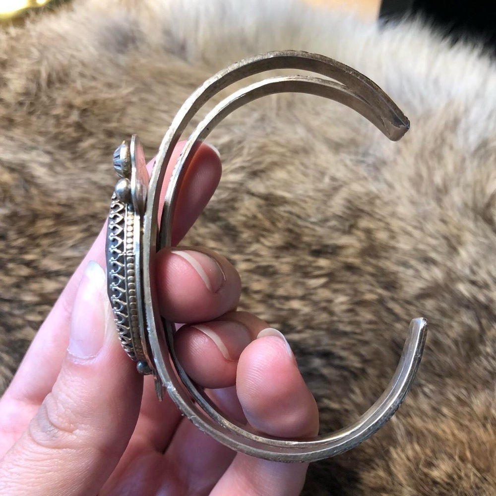 STUNNING sterling silver artisan made moonstone floral cuff bracelet - Picture 3 of 5